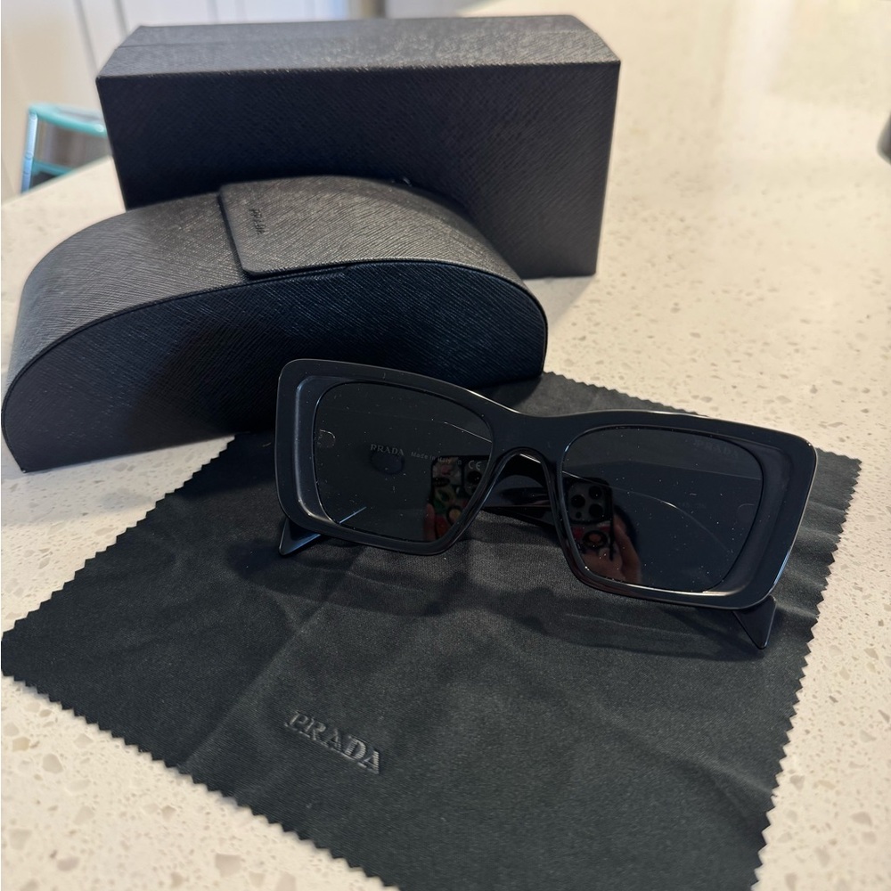 Prada Black Women's Sunglasses - Picture 11 of 16